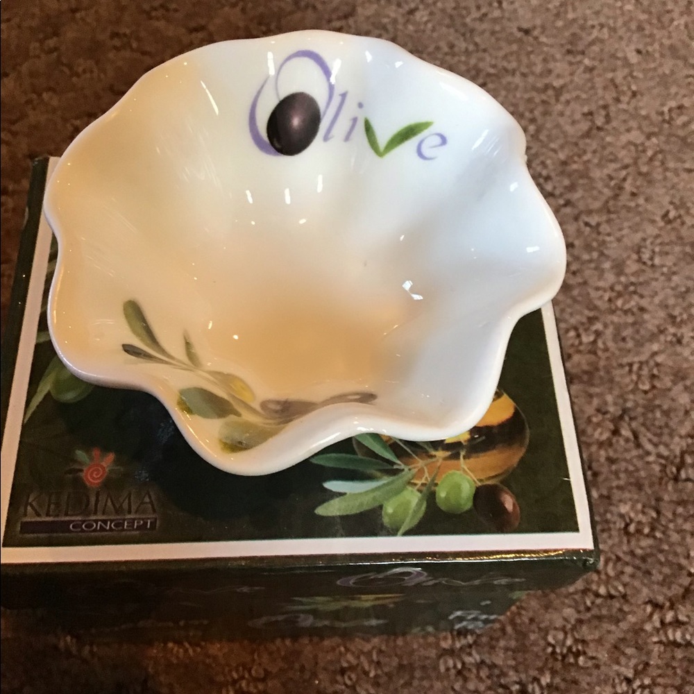 🌷OLIVE OIL OR OLIVE DISH PORCELAIN FROM ITALY